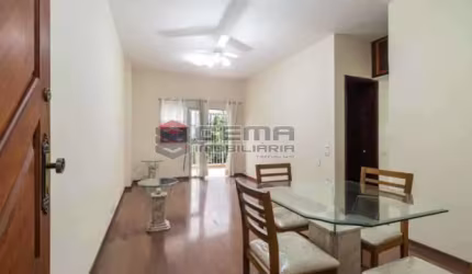 Apartamento com 2 quartos para alugar na Rua General Severiano, Botafogo, Rio de Janeiro, 83 m2 por R$ 6.000