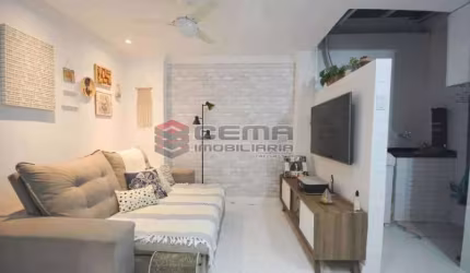 Apartamento com 2 quartos à venda na Rua Artur Bernardes, Catete, Rio de Janeiro, 53 m2 por R$ 600.000