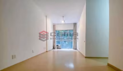 Apartamento com 2 quartos à venda na Rua Cândido Mendes, Glória, Rio de Janeiro, 70 m2 por R$ 750.000