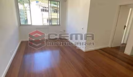Apartamento com 3 quartos à venda na Rua Belisário Távora, Laranjeiras, Rio de Janeiro, 88 m2 por R$ 900.000