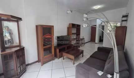 Apartamento com 3 quartos para alugar na Rua Machado de Assis, Flamengo, Rio de Janeiro, 84 m2 por R$ 4.100