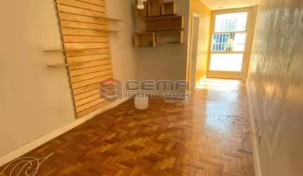 Apartamento com 1 quarto à venda na Rua das Laranjeiras, Laranjeiras, Rio de Janeiro, 50 m2 por R$ 590.000