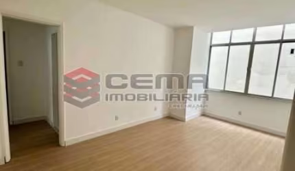 Apartamento com 2 quartos à venda na Rua Henrique Oswald, Copacabana, Rio de Janeiro, 63 m2 por R$ 730.000