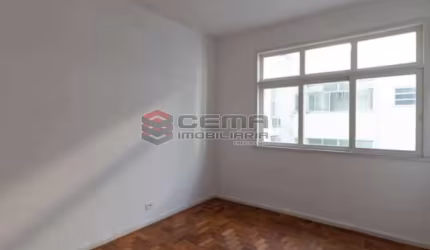 Apartamento com 2 quartos à venda na Rua das Laranjeiras, Laranjeiras, Rio de Janeiro, 57 m2 por R$ 645.000
