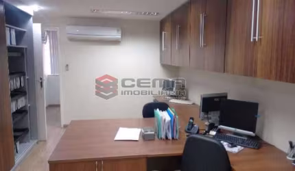 Sala comercial com 1 sala à venda na Rua Beneditinos, Centro, Rio de Janeiro, 67 m2 por R$ 450.000