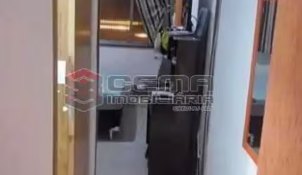 Kitnet / Stúdio à venda na Rua Riachuelo, Centro, Rio de Janeiro, 15 m2 por R$ 280.000