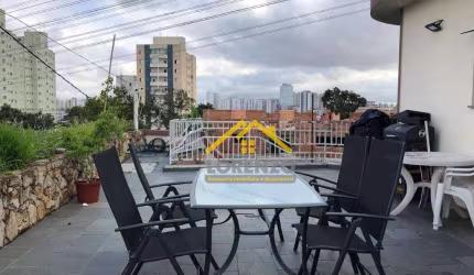 Sobrado com 3 dormitórios à venda, 187 m² por R$ 960.000,00 - Vila Gilda - Santo André/SP