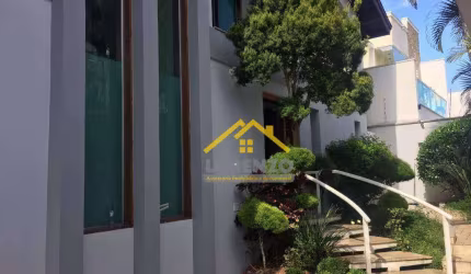 Sobrado com 3 dormitórios à venda, 428 m² por R$ 2.650.000,00 - Vila Scarpelli - Santo André/SP