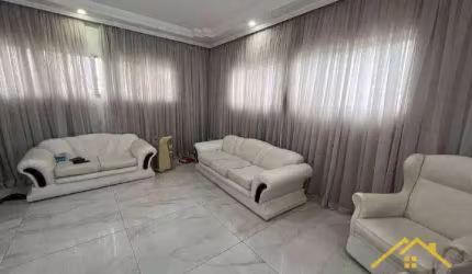 Sobrado com 3 dormitórios à venda, 217 m² por R$ 850.000,00 - Vila Scarpelli - Santo André/SP
