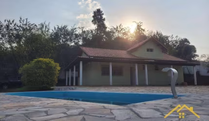 Chácara com 3 dormitórios à venda, 6326 m² por R$ 900.000,00 - Chácaras Copaco - Arujá/SP