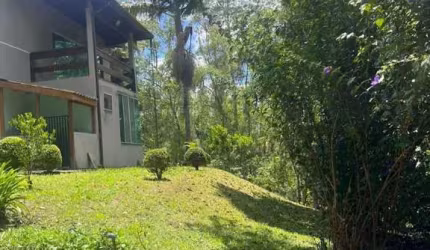 Sobrado com 4 dormitórios à venda, 350 m² por R$ 1.350.000,00 - Ipelândia - Suzano/SP