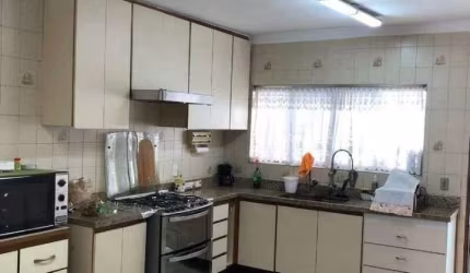 Sobrado com 3 dormitórios à venda, 195 m² por R$ 600.000,00 - Silveira - Santo André/SP