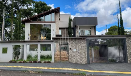 Sobrado à venda no Jardim Festugato em Foz do Iguaçu.