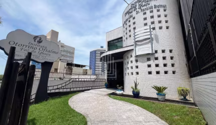 Prédio Comercial à venda no centro de Foz do Iguaçu.