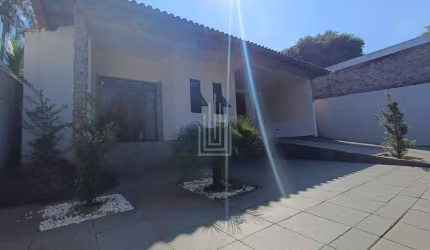 Casa terrea à venda no Jardim America Foz do Iguaçu.