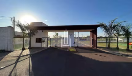 Terreno à venda no Condomínio Iguaçu em Foz do Iguaçu.