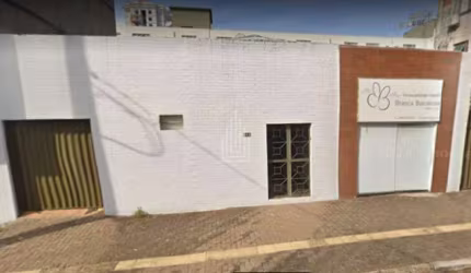 Sala comercial disponível para locação no centro de Foz do Iguaçu.