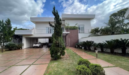 Casa à venda no Condomínio Lago dos Cisnes em Foz do Iguaçu.