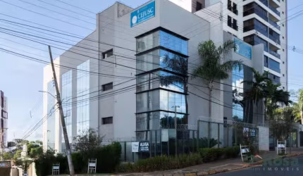Amplo Prédio Comercial para Locação no Bairro Duque de Caxias, próximo ao Shopping Goiabeiras, Cuiabá. - 16119