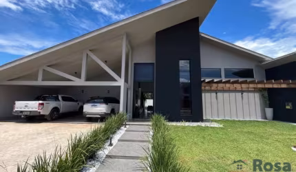 Casa mobiliada em condomínio na Chapada para venda,  , Chapada Dos Guimarães - CA7570