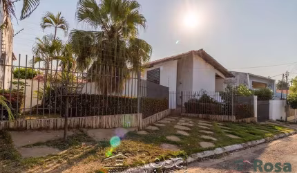Casa à Venda com 4 Quartos, sendo 3 Suítes no Bairro BOA ESPERANÇA, Cuiabá. - 26007