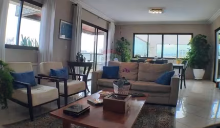 Linda cobertura com 245 m2, 2 suítes + escritório à venda por R$ 3 milhões em Vila Clementino