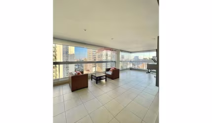 Vende apto, Vila Mariana, Rua Conde de Irajá, 195, lavabo, 250 m2 de área útil, 4 suítes, 4 vagas, lazer completo, quadra de tênis, R$3.750.000,00