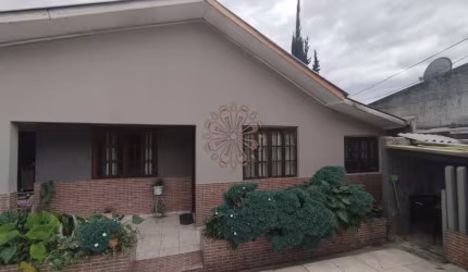 Casa com 4 quartos à venda na Rua Hermenegildo Luca, 89, Butiatuvinha, Curitiba por R$ 950.000