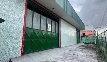 Galpão para alugar, 2000 m², com estacionamento,  por R$ 80.000/mês - Cachoeirinha - Manaus/AM