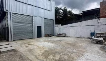 Galpão para alugar, 300 m² por R$ 7.500,00/mês - Petrópolis - Manaus/AM