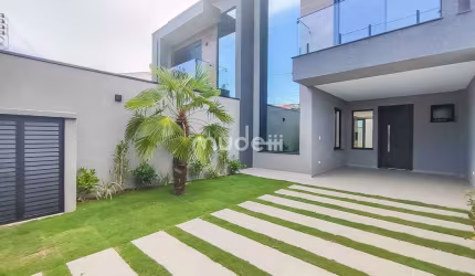 Sobrados alto padrão em construção