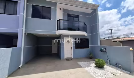 Sobrado Mobiliado em condomínio no bairro Bom Jesus - São José dos Pinhais