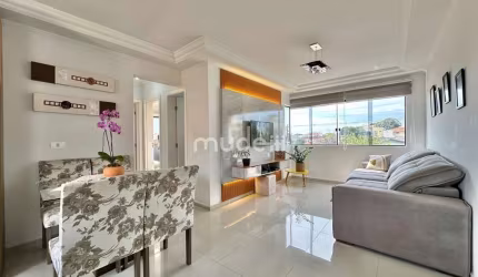 Apartamento  semimobiliado no bairro Cidade Jardim