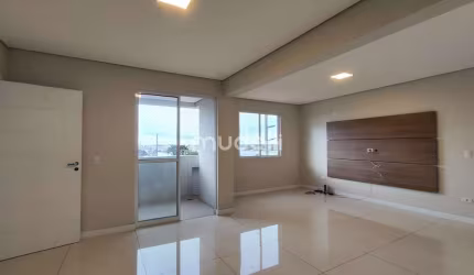 Apartamento no Centro, 1 quadra do Supermercado Condor