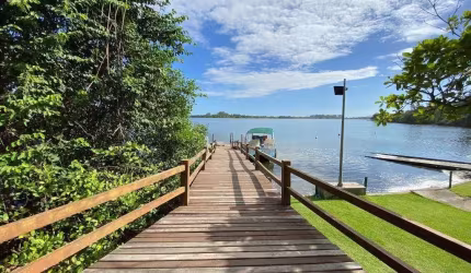 Casa de 11 suítes  à venda - Barra da Tijuca - Novo Leblon