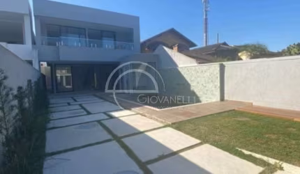 Casa de 4 suites no condominio rio mar