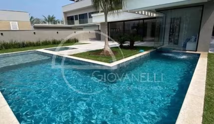 CASA DE 5 SUITES Á VENDA - BARRA DA TIJUCA - ALPHAVILLE
