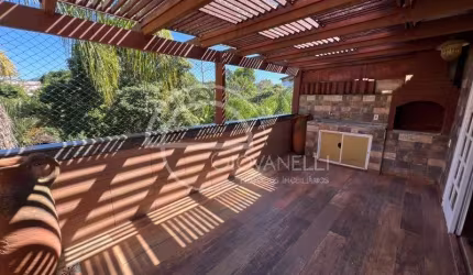 Aluguel de Casa no Recreio dos Bandeirantes: 3 Quartos, 1 Suíte, 2 Banheiros, 2 Vagas de Garagem, 280m².