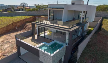 Casa de Condomínio em Jardim dos Pinheiros