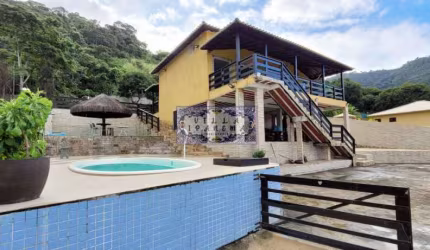 Chácara / sítio com 3 quartos à venda na Rua João da Cunha Abreu, São José do Imbassaí, Maricá, 10000 m2 por R$ 1.200.000