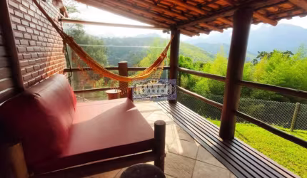 Casa em condomínio fechado com 3 quartos à venda na Rua Carvalho Júnior, Corrêas, Petrópolis, 119 m2 por R$ 990.000
