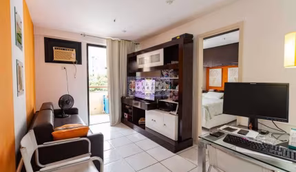 Flat com 1 quarto à venda na Rua Pompeu Loureiro, Copacabana, Rio de Janeiro, 42 m2 por R$ 699.000