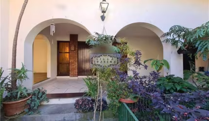 Casa com 4 quartos à venda na Rua Aurora Silveira, Cônego, Nova Friburgo, 519 m2 por R$ 790.000