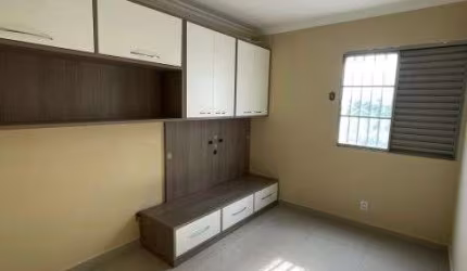 Alugo apartamento Condomínio residencial cristal Bairro Terra Nova