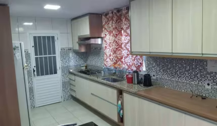 Sobrado à venda, 110 m² por R$ 370.000,00 - Conjunto Residencial Dom Pedro I - São José dos Campos/SP