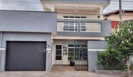 Sobrado à venda, 328 m² por R$ 840.000,00 - Cidade Jardim - Jacareí/SP