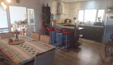 Sobrado à venda, 215 m² por R$ 1.300.000,00 - Condomínio Terras do Vale - Caçapava/SP