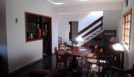Sobrado, 240 m² - venda por R$ 1.290.000,00 ou aluguel por R$ 6.580,00/mês - Jardim das Indústrias - São José dos Campos/SP