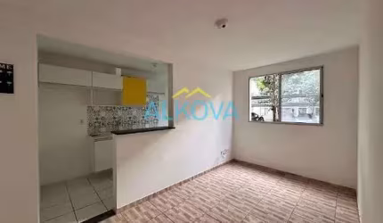 Apartamento com 2 dormitórios à venda, 45 m² por R$ 220.000 - Villa Branca - Jacareí/SP