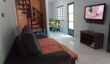 Sobrado com 3 dormitórios à venda, 184 m² por R$ 640.000 - Bosque dos Eucaliptos - São José dos Cam